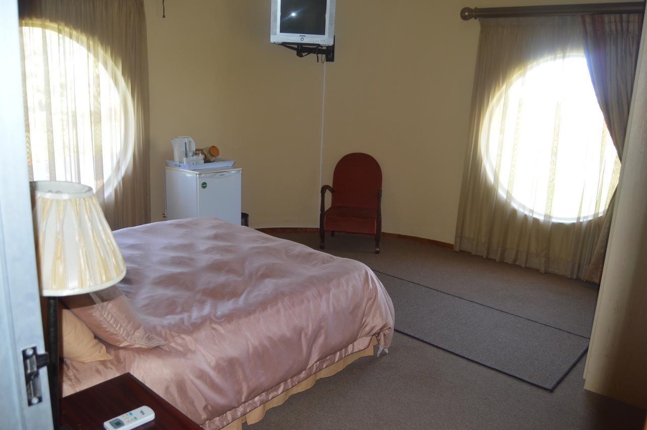 Krige Lodge B&B Bloemfontein Exterior photo